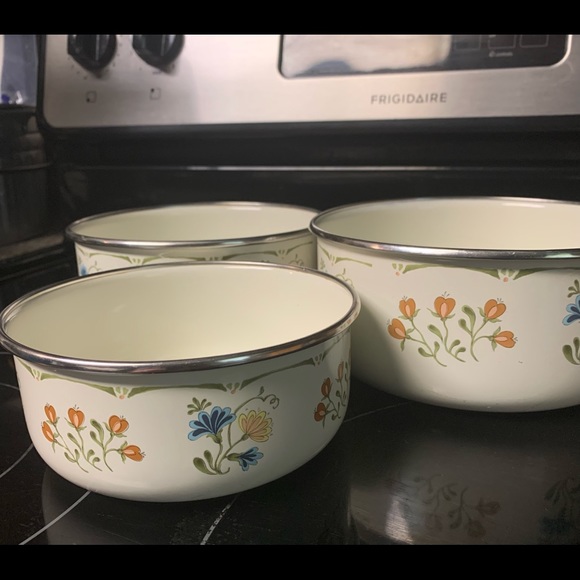 3 vintage nesting mixing bowls - Picture 1 of 3